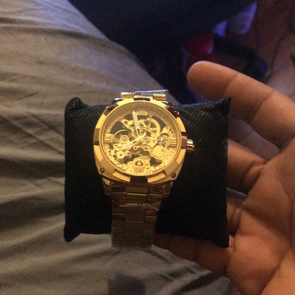 Watch - Picture 1 of 3